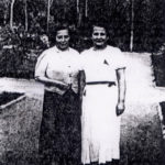 Berta Alkon (z lewej). Zdjęcie z Yad Vashem