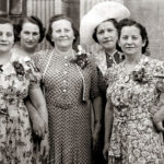 Siostry Feldbaum od lewej Roza, Klara, Paulina, Anna, Rachela. 1940 USA. Zdjęcie ze zbiorów rodziny